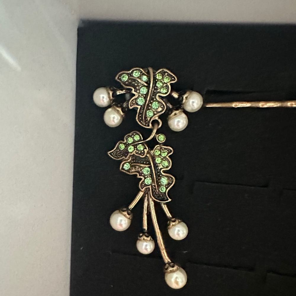 Sassy jones earring